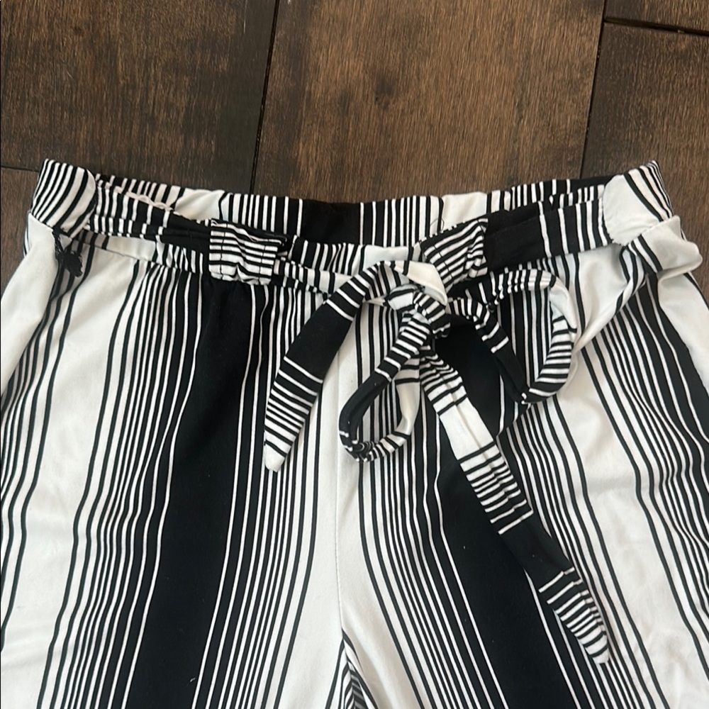 Hot Kiss Striped lounge pants